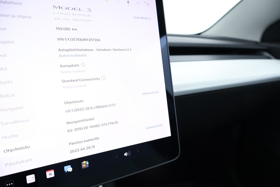 Tesla Model 3 vaihtoauto