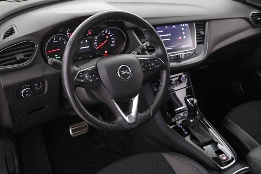 Opel Grandland X vaihtoauto