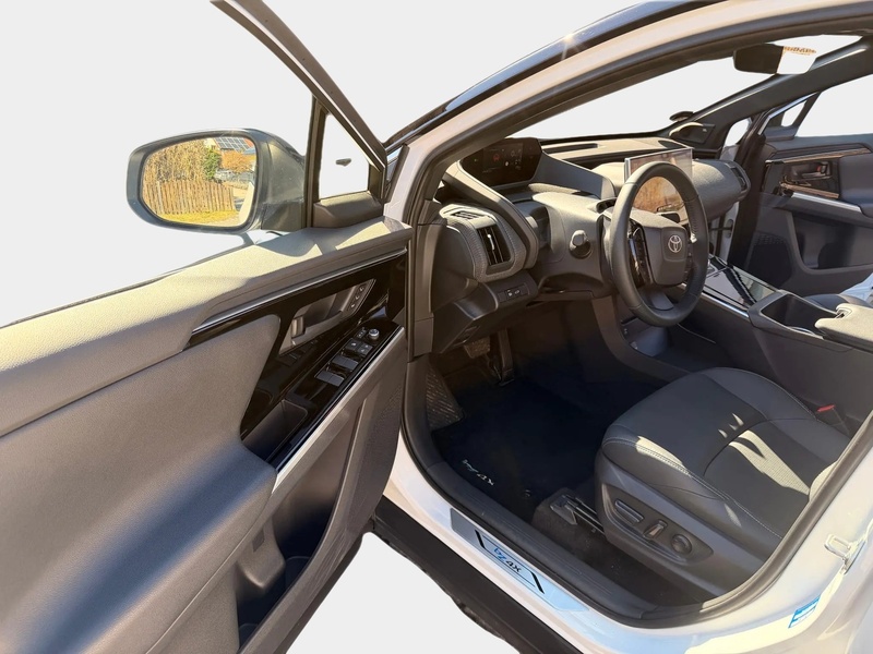 Toyota bZ4X vaihtoauto