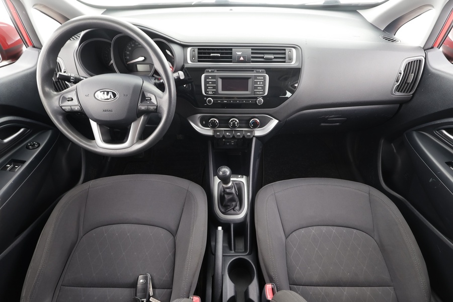 Kia Rio vaihtoauto