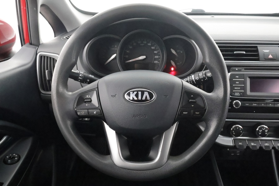 Kia Rio vaihtoauto