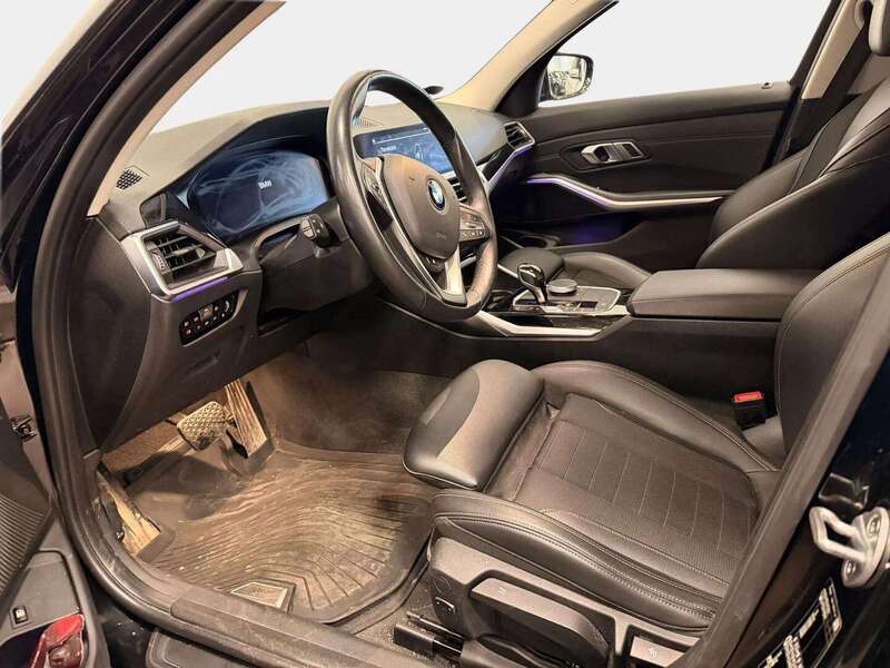 BMW 330 vaihtoauto