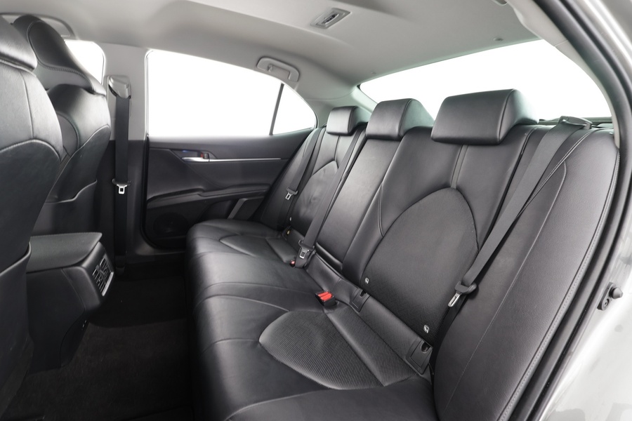 Toyota Camry vaihtoauto