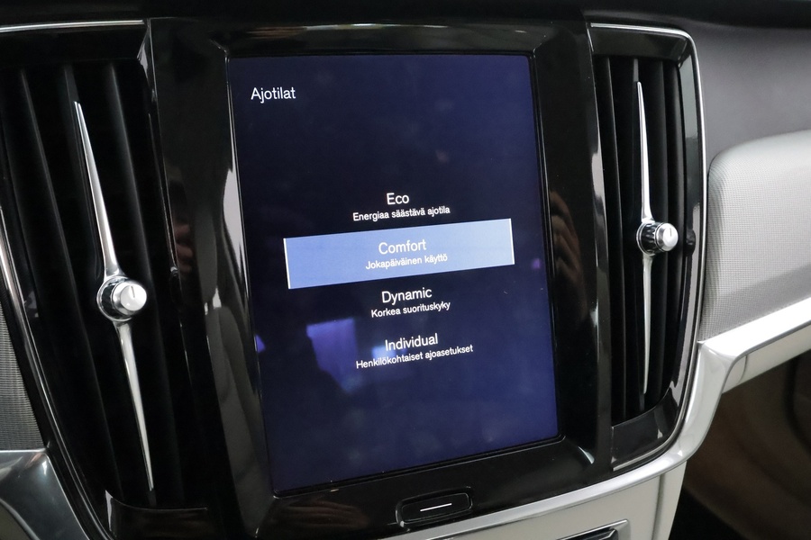 Volvo S90 vaihtoauto