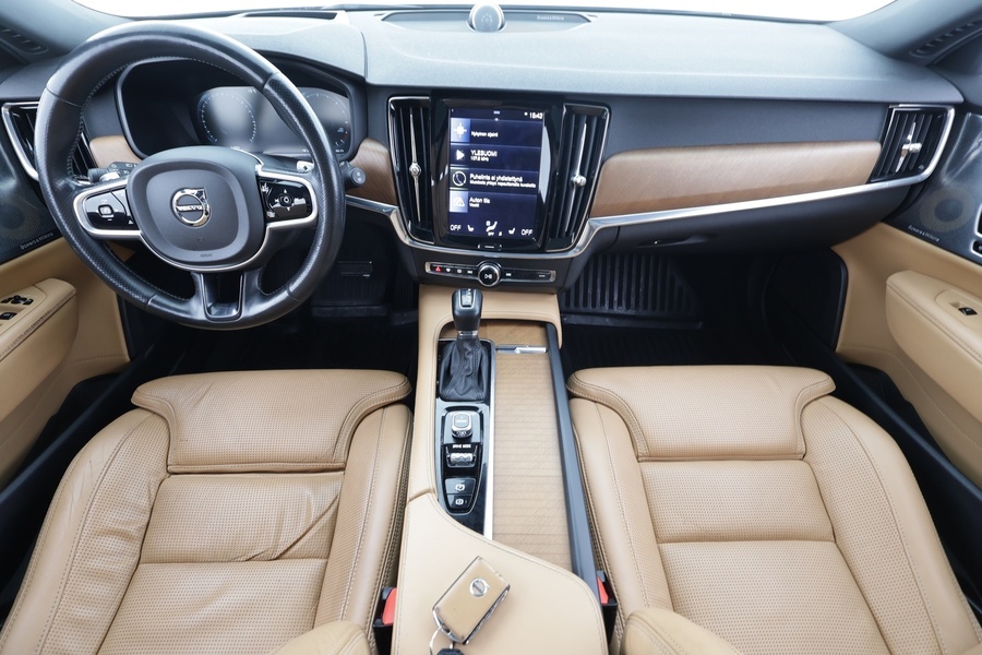 Volvo V90 vaihtoauto