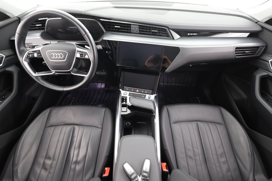 Audi e-tron vaihtoauto