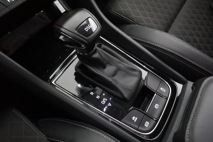 Skoda Karoq vaihtoauto