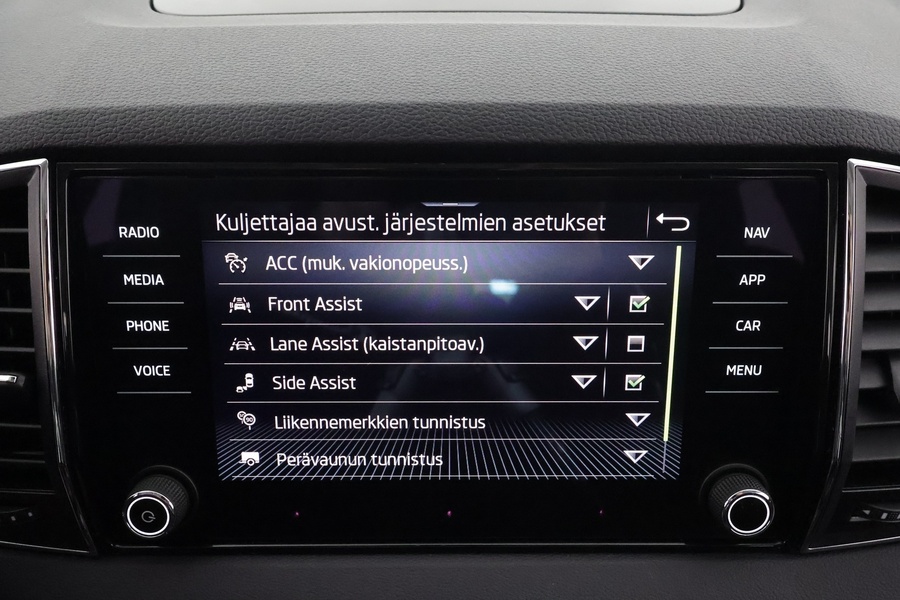 Skoda Karoq vaihtoauto