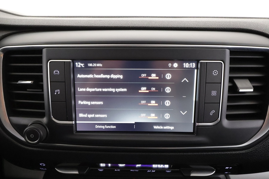 Opel Zafira-e vaihtoauto