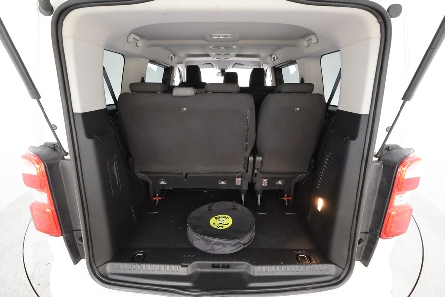 Opel Zafira-e vaihtoauto