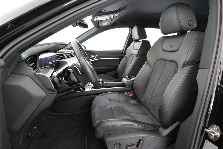 Audi Q8 e-tron vaihtoauto