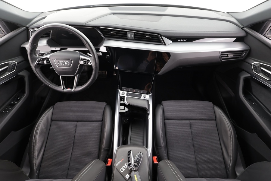 Audi Q8 e-tron vaihtoauto