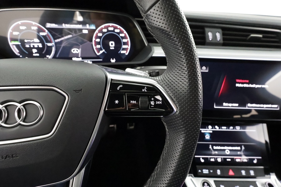 Audi Q8 e-tron vaihtoauto