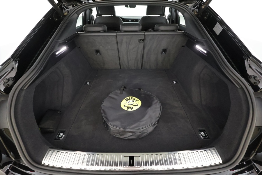 Audi Q8 e-tron vaihtoauto