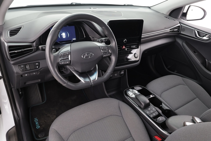 Hyundai IONIQ electric vaihtoauto