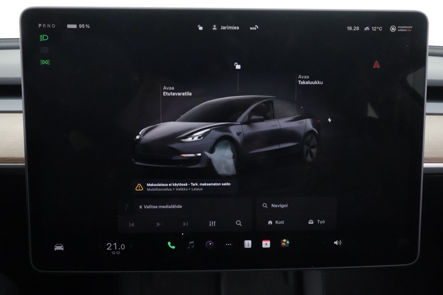 Tesla Model 3 vaihtoauto