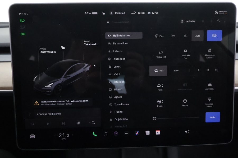 Tesla Model 3 vaihtoauto