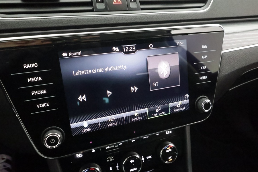 Skoda Superb vaihtoauto