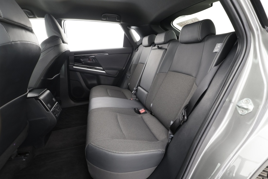 Toyota bZ4X vaihtoauto