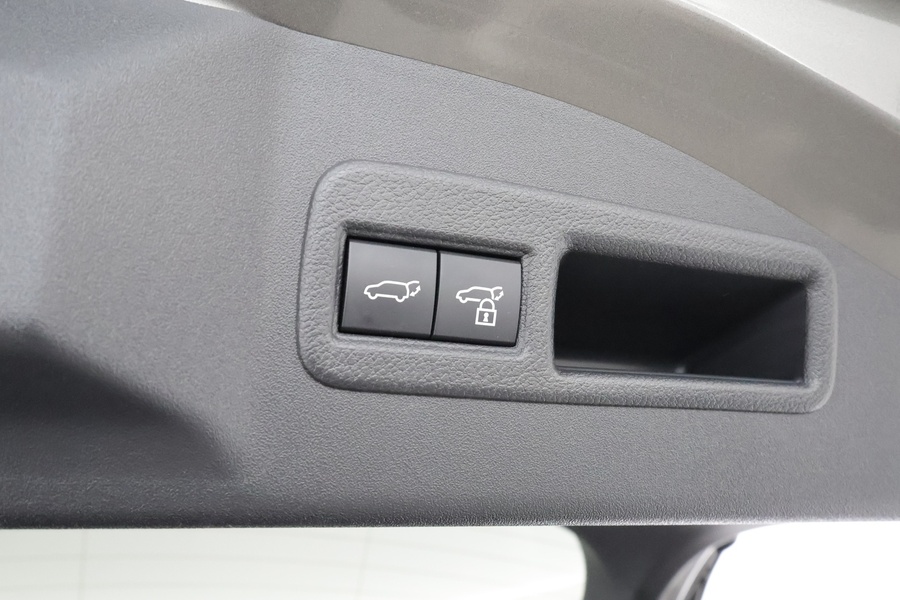 Toyota bZ4X vaihtoauto