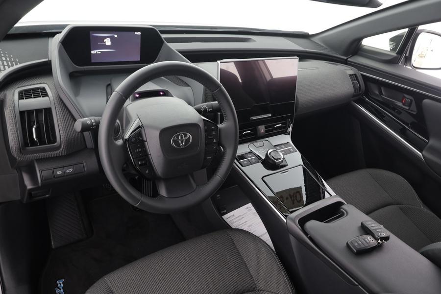 Toyota bZ4X vaihtoauto