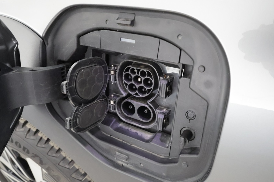 Toyota bZ4X vaihtoauto