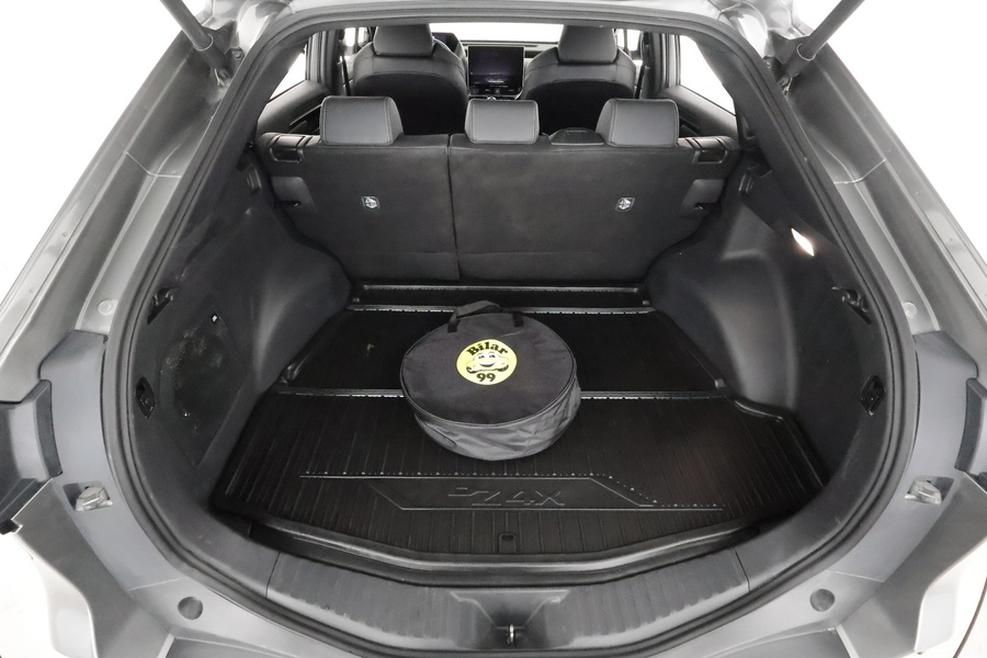 Toyota bZ4X vaihtoauto