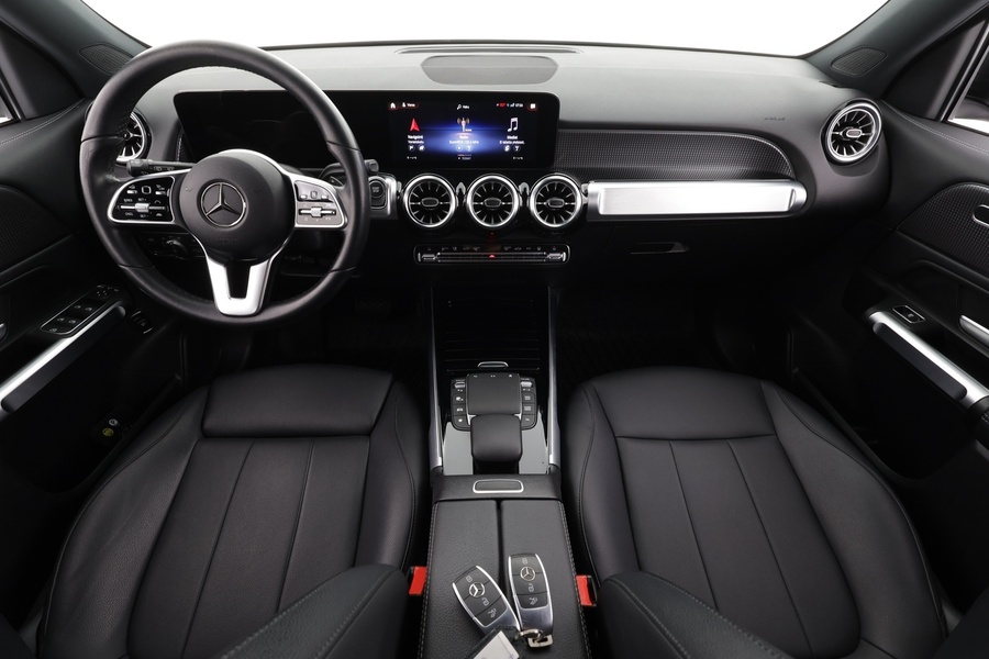 Mercedes-Benz EQB vaihtoauto