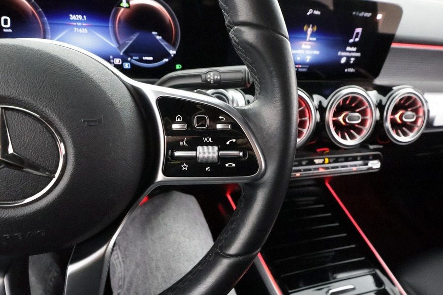 Mercedes-Benz EQB vaihtoauto