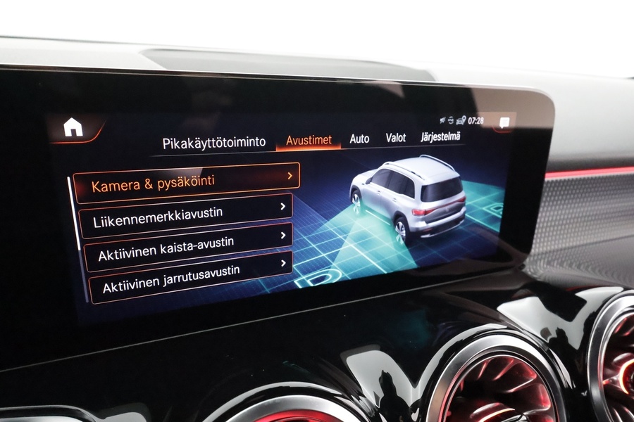 Mercedes-Benz EQB vaihtoauto