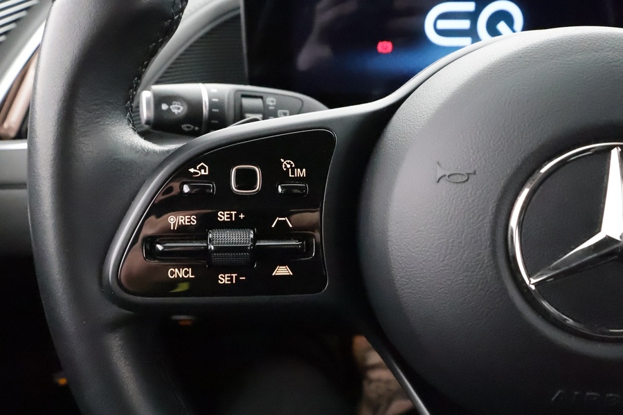 Mercedes-Benz EQC vaihtoauto