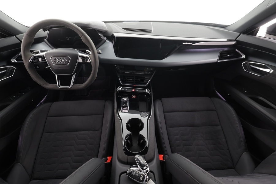 Audi e-tron GT vaihtoauto