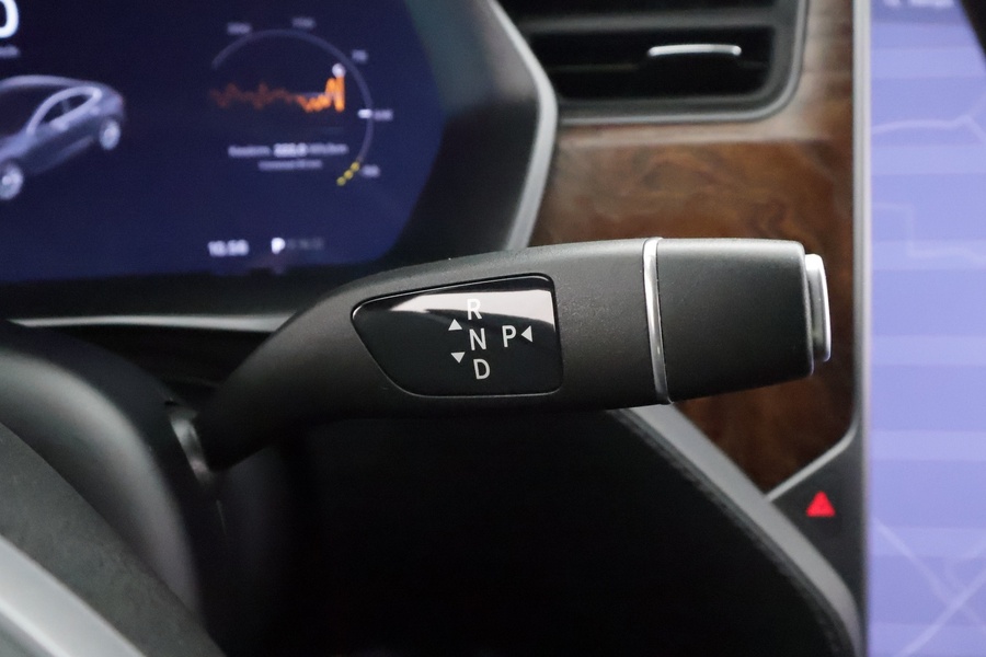 Tesla Model S vaihtoauto