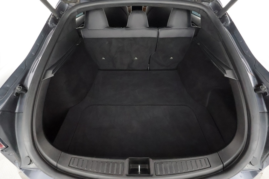 Tesla Model S vaihtoauto