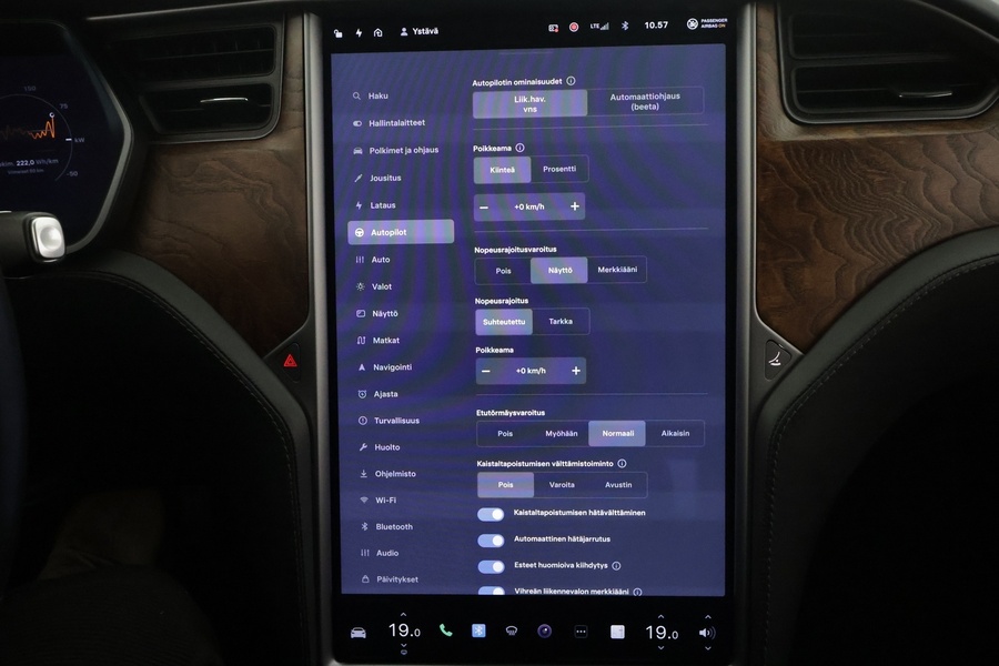 Tesla Model S vaihtoauto