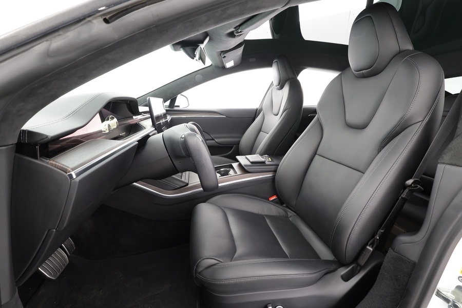 Tesla Model S vaihtoauto