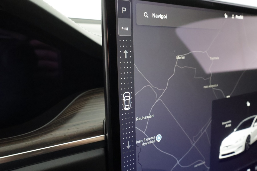 Tesla Model S vaihtoauto