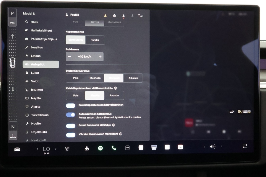 Tesla Model S vaihtoauto