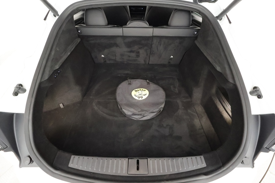 Tesla Model S vaihtoauto