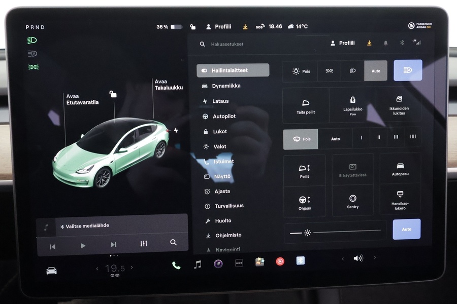Tesla Model 3 vaihtoauto
