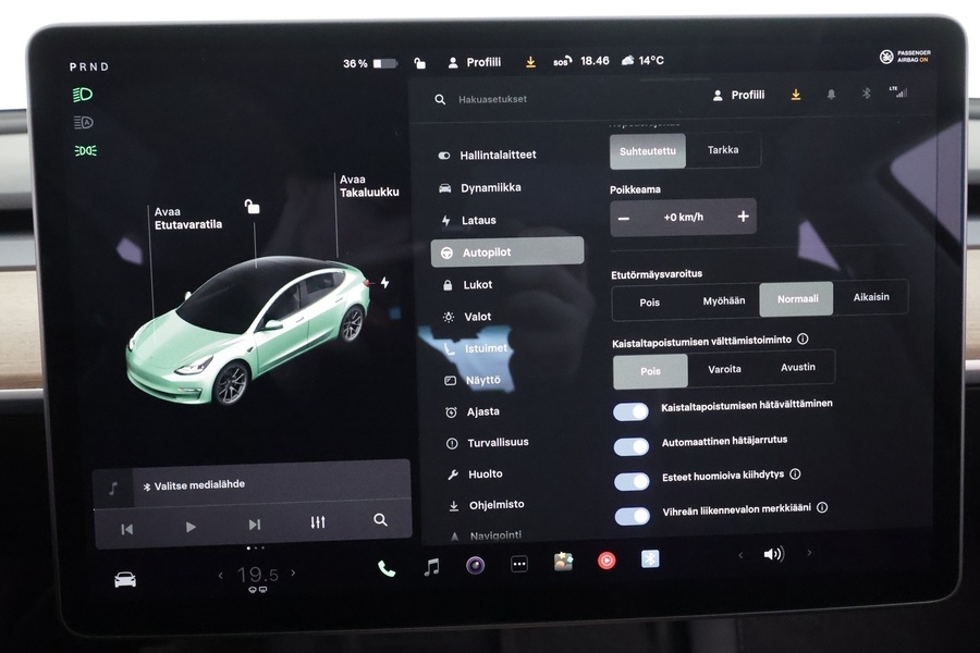 Tesla Model 3 vaihtoauto
