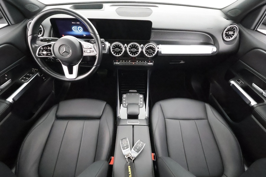 Mercedes-Benz EQB vaihtoauto