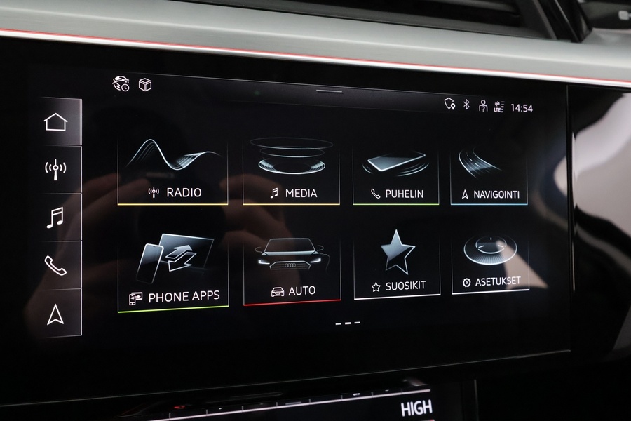 Audi e-tron vaihtoauto