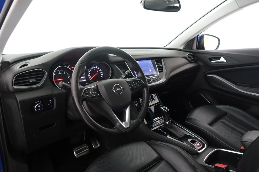 Opel Grandland X vaihtoauto