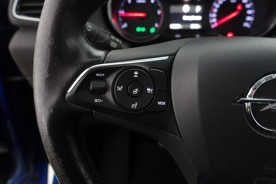 Opel Grandland X vaihtoauto