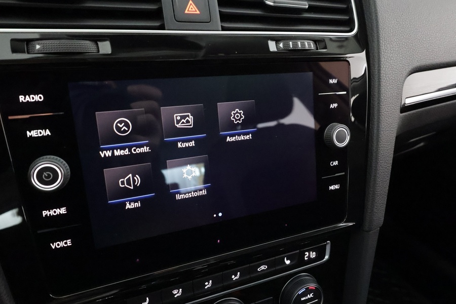 Volkswagen Golf vaihtoauto