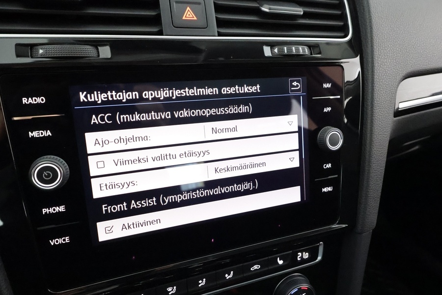 Volkswagen Golf vaihtoauto