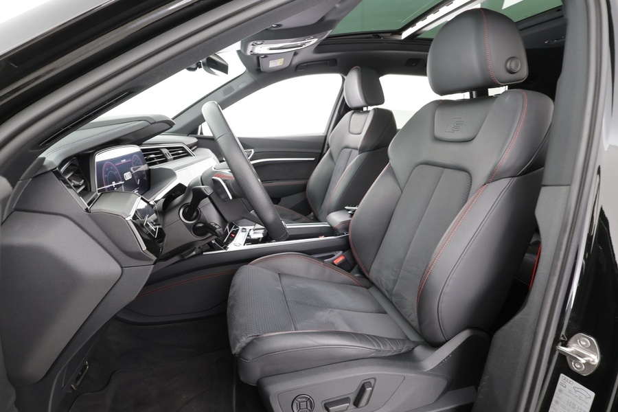 Audi Q8 e-tron vaihtoauto