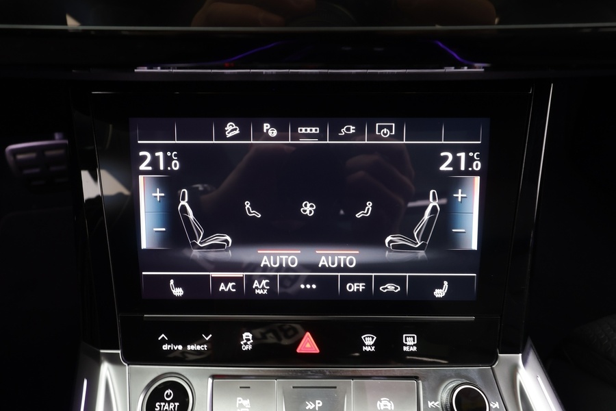 Audi Q8 e-tron vaihtoauto