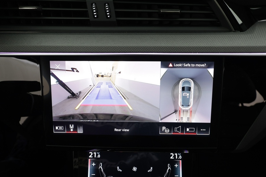 Audi Q8 e-tron vaihtoauto